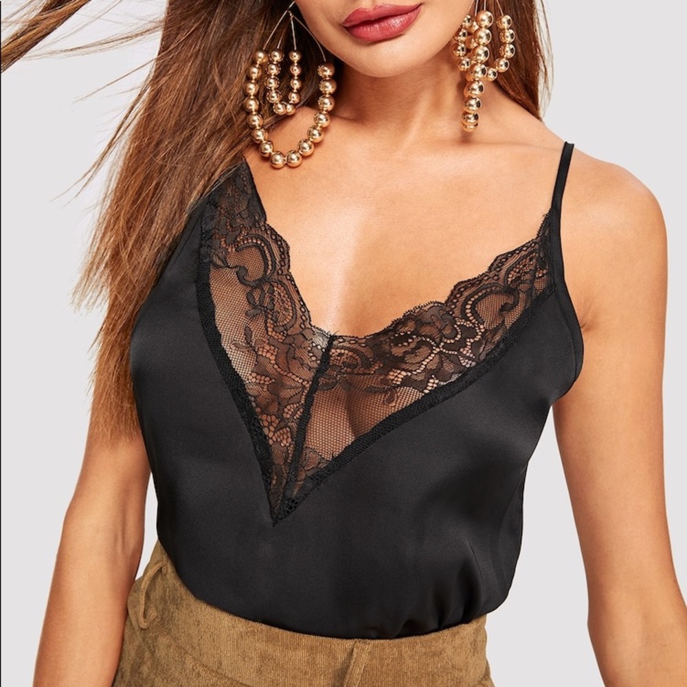 Lace trim v neck cami tank top black - Picture 2 of 3